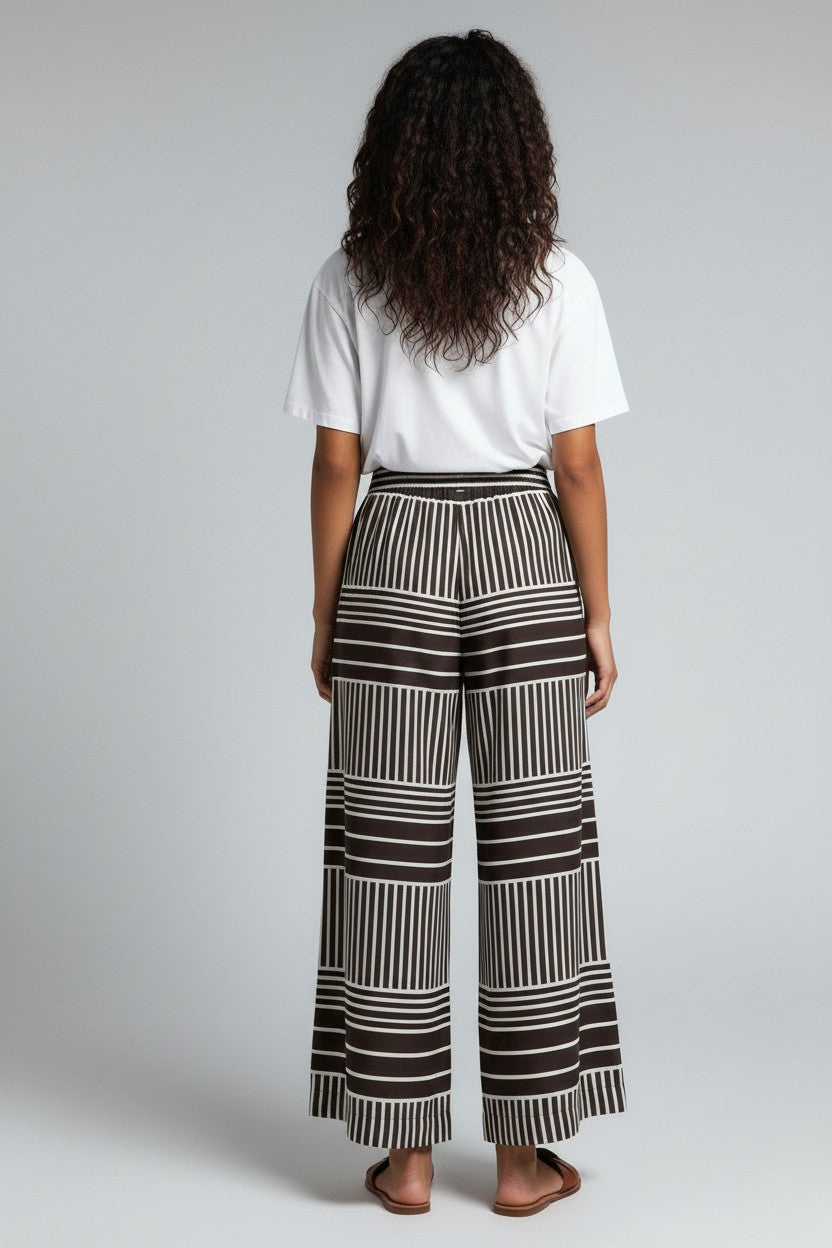 Ellis & Dewey Pleat Detail Pant